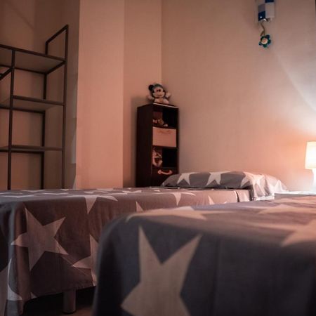 Nautic Apartment -Free Wifi Л'Ампола Екстериор снимка