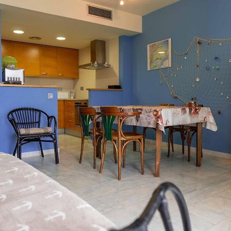 Nautic Apartment -Free Wifi Л'Ампола Екстериор снимка
